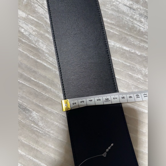 Gucci pearl oversized belt! - Picture 7 of 7